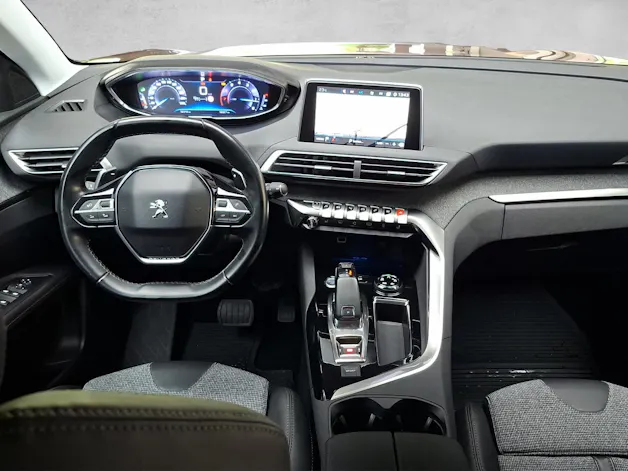 PEUGEOT 3008 1.6 THP Allure