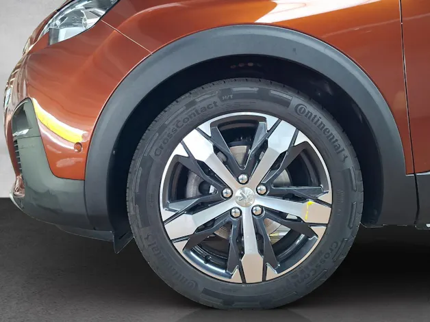 PEUGEOT 3008 1.6 THP Allure