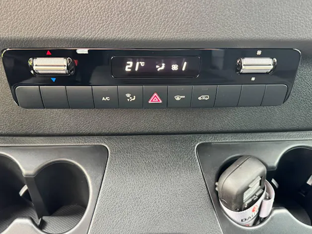 MERCEDES-BENZ Sprinter 317 CDI Pro Aufbau mit Hebebühne 4325 lang