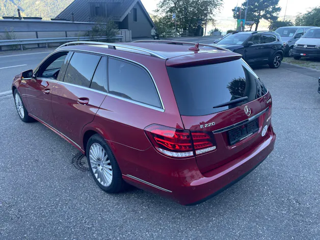 MERCEDES-BENZ E-Klasse S212 Kombi E 220 CDI BlueTec Elegance 4m