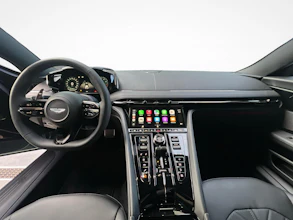 https://vehicle.imgix.net/4467949/23a34a74-2ec0-4914-9eb8-f07bf2e01ea2.jpg