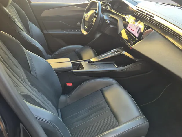 PEUGEOT 308 1.2 PureTech GT