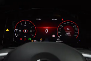VW Golf VIII 2.0 TSI GTI DSG