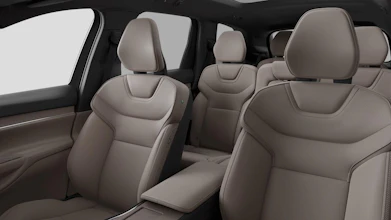 https://vehicle.imgix.net/4468054/68286cf3-6e25-4202-9f0f-c2b39d3223dd.jpg