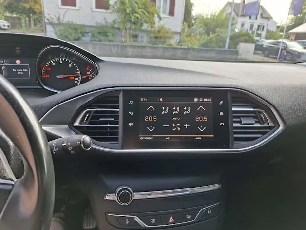 PEUGEOT 308 SW 1.5 BlueHDi Allure