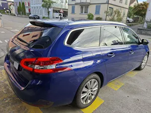 PEUGEOT 308 SW 1.5 BlueHDi Allure