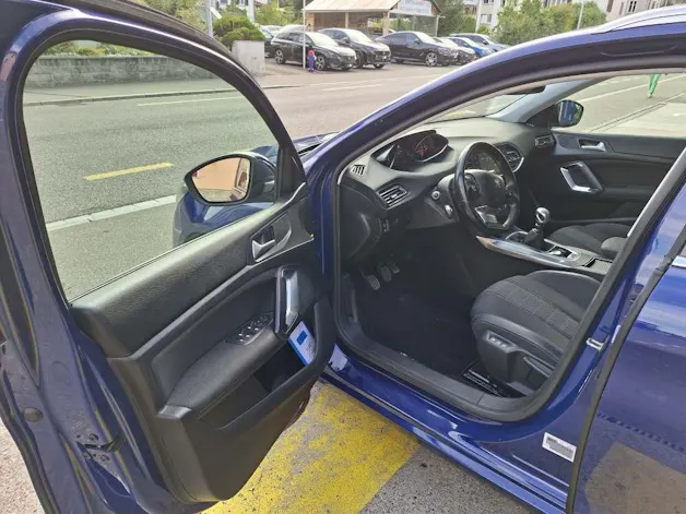 PEUGEOT 308 SW 1.5 BlueHDi Allure