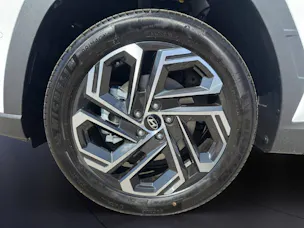 HYUNDAI TUCSON 1.6 T-GDi Hybrid Vertex Swiss Edition 4WD