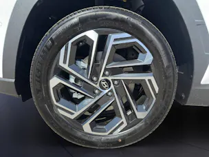 HYUNDAI TUCSON 1.6 T-GDi Hybrid Vertex Swiss Edition 4WD