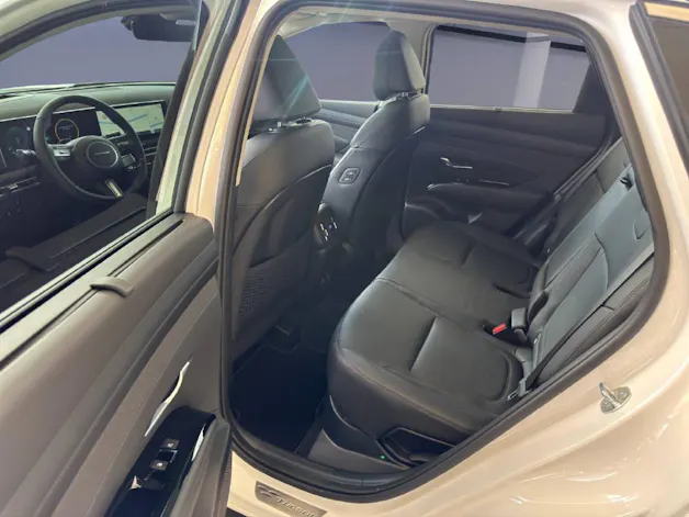 HYUNDAI TUCSON 1.6 T-GDi Hybrid Vertex Swiss Edition 4WD