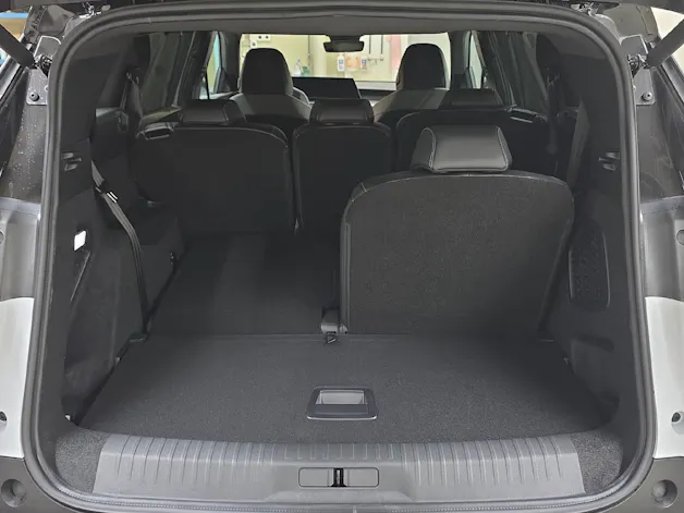 PEUGEOT 5008 1.6 PHEV 225 GT Exclusive