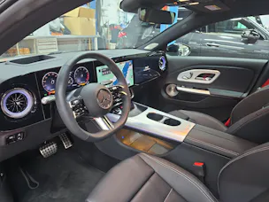 MERCEDES-BENZ CLA 220 4MATIC Shooting Brake AMG Line