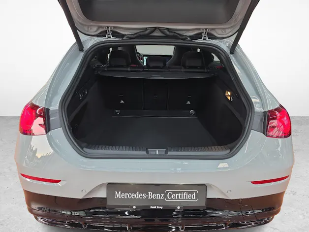 MERCEDES-BENZ CLA 220 4MATIC Shooting Brake AMG Line