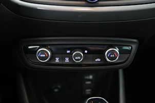 image du véhicule OPEL Crossland 1.2 T 130 Elegance