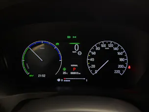 HONDA HR-V 1.5 i-MMD Elegance