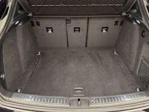 PORSCHE Macan Turbo