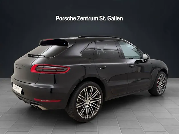 PORSCHE Macan Turbo
