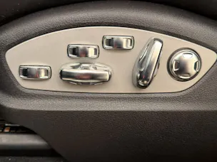 PORSCHE Macan Turbo