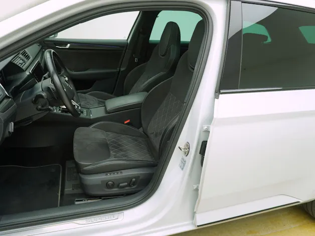 SKODA Superb Combi 2.0 TSI DSG Sport Line 4x4