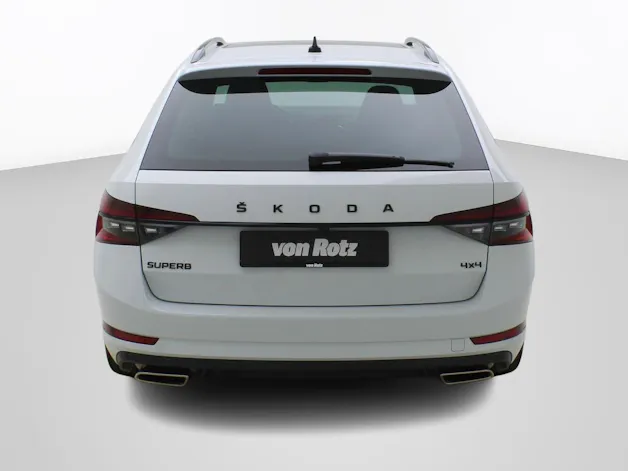 SKODA Superb Combi 2.0 TSI DSG Sport Line 4x4