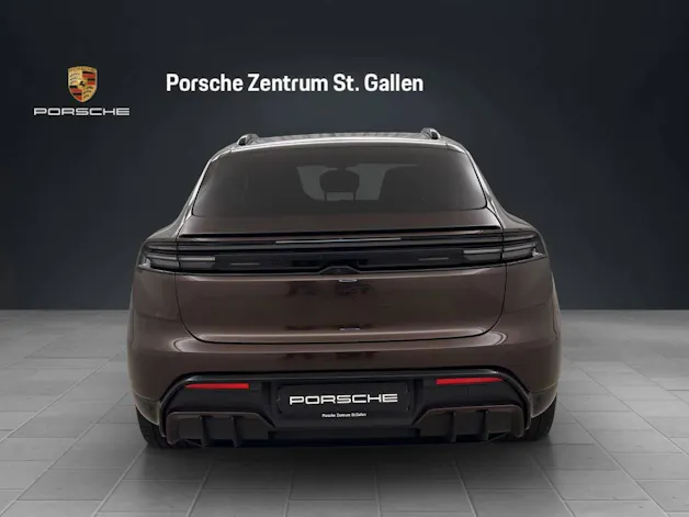 PORSCHE Macan GTS