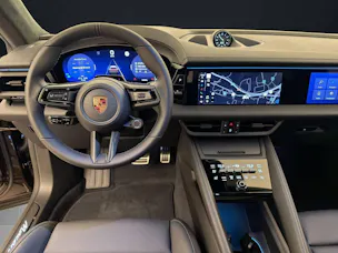 PORSCHE Macan GTS