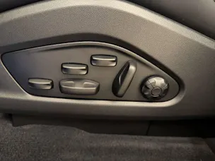 PORSCHE Macan GTS