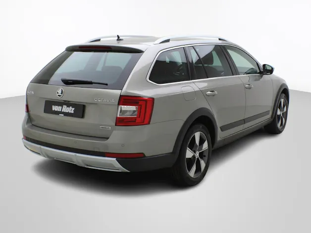 SKODA Octavia Scout 2.0 TDI DSG 4x4