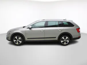 SKODA Octavia Scout 2.0 TDI DSG 4x4