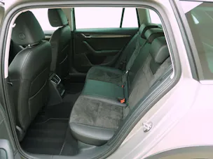 SKODA Octavia Scout 2.0 TDI DSG 4x4