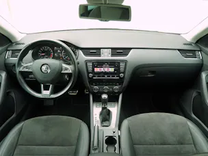 SKODA Octavia Scout 2.0 TDI DSG 4x4