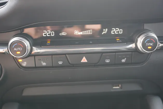 MAZDA 3 Hatchback SKYACTIV-G M Hybrid 150 Ambition Plus Automatik