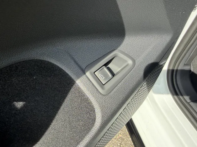 VW Golf Variant 2.0 TSI R-Line DSG 4 Motion
