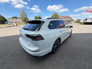 VW Golf Variant 2.0 TSI R-Line DSG 4 Motion