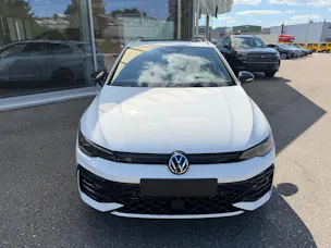 VW Golf Variant 2.0 TSI R-Line DSG 4 Motion