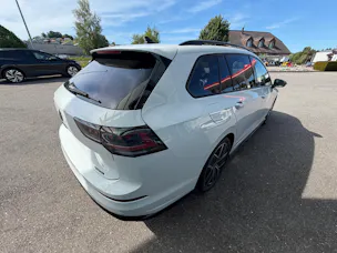 VW Golf Variant 2.0 TSI R-Line DSG 4 Motion