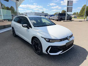 VW Golf Variant 2.0 TSI R-Line DSG 4 Motion