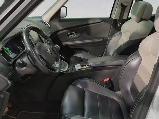 RENAULT Grand Scénic 1.3 16V Turbo Initiale Paris EDC