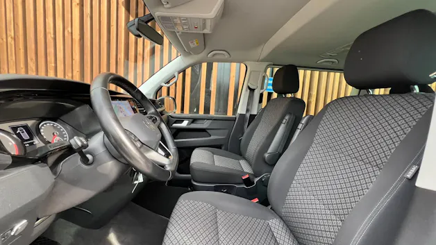 VW T6.1 MULTIVAN 2.0 TDI TRENDLINE LIBERTY DSG l 150 PS