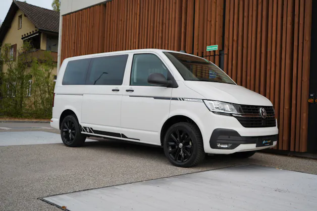 VW T6.1 MULTIVAN 2.0 TDI TRENDLINE LIBERTY DSG l 150 PS