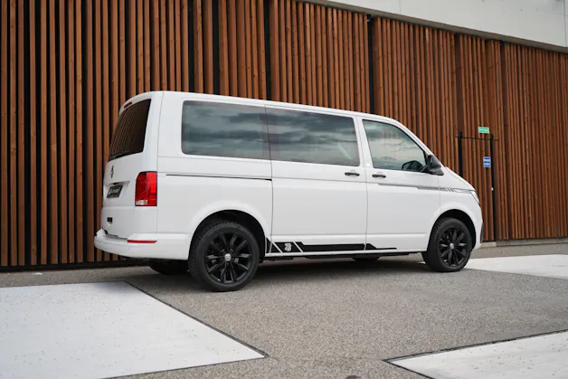 VW T6.1 MULTIVAN 2.0 TDI TRENDLINE LIBERTY DSG l 150 PS