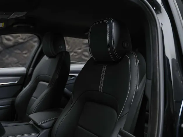 Jaguar F-Pace 2.0 D200 R-Dynamic MHEV SE AWD *Lenkradheizung*Meridian*ACC*