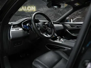 Jaguar F-Pace 2.0 D200 R-Dynamic MHEV SE AWD *Lenkradheizung*Meridian*ACC*