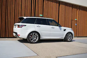 Land Rover RANGE ROVER SPORT 4.4 SDV8 AUTOBIOGRAPHY DYNAMIC AUTOMATIC BLACK l 340 PS