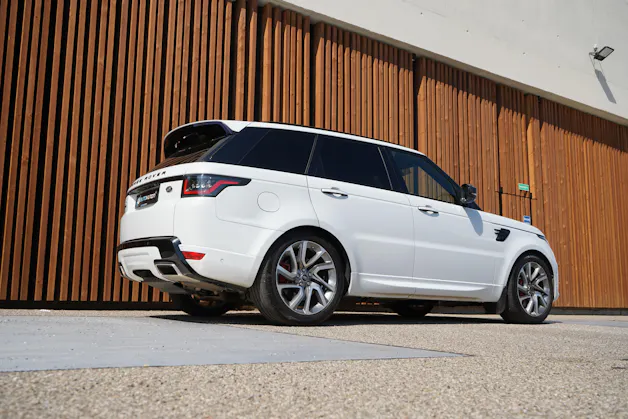 Land Rover RANGE ROVER SPORT 4.4 SDV8 AUTOBIOGRAPHY DYNAMIC AUTOMATIC BLACK l 340 PS