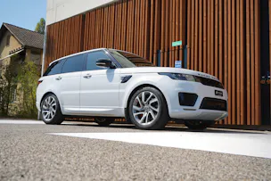 Land Rover RANGE ROVER SPORT 4.4 SDV8 AUTOBIOGRAPHY DYNAMIC AUTOMATIC BLACK l 340 PS