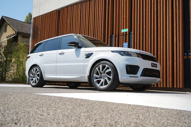 Land Rover RANGE ROVER SPORT 4.4 SDV8 AUTOBIOGRAPHY DYNAMIC AUTOMATIC BLACK l 340 PS