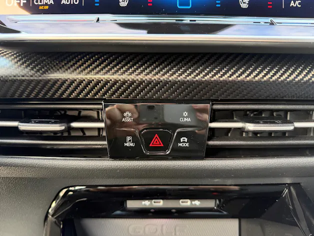 VW Golf 2.0 TSI R DSG 4 Motion
