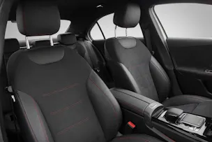 MERCEDES-BENZ A 220 d AMG Line 8G-DCT
