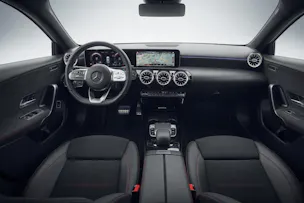 MERCEDES-BENZ A 220 d AMG Line 8G-DCT